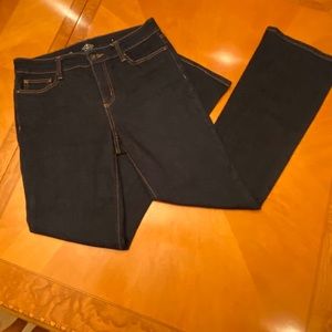 St John’s Size 8 Boot Cut Jeans